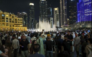 厦门迪拜楼市暴跌30%后，该恐慌还是贪婪？ 独家对话维世资管执行董事长徐莹 | 欧陆志