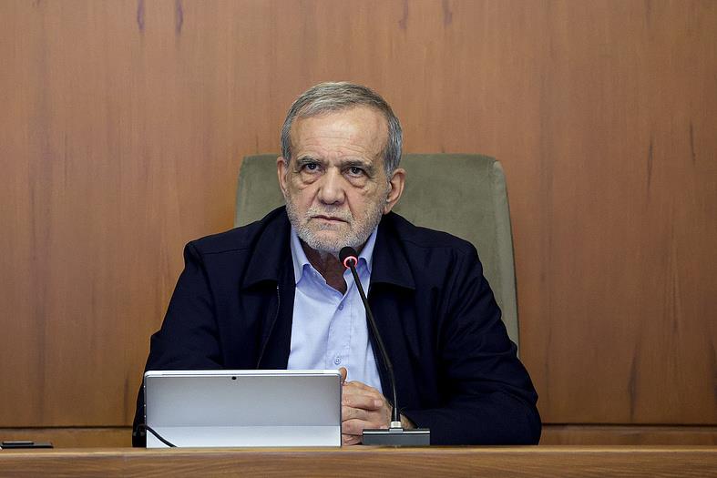 厦门以黎首场直接谈判将于下周举行 普京宣布将对乌停火32小时